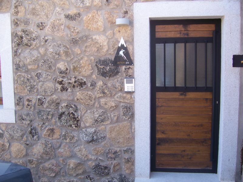 Apartamentos en La Hoya - Turismo Rural y Nieve (La Hoya) / Alojamientos