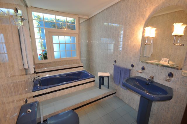Hostal Restaurante Espa&ntilde;ol ** (B&eacute;jar) / Hoteles