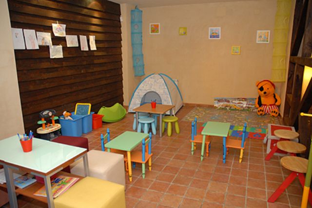 Hotel La Fuente*** / Restaurante T&iacute;o Rico (Candelario) / Hoteles