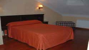 Hotel La Fuente*** / Restaurante T&iacute;o Rico / Hoteles