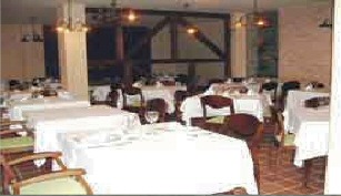 Hotel La Fuente*** / Restaurante T&iacute;o Rico / Hoteles