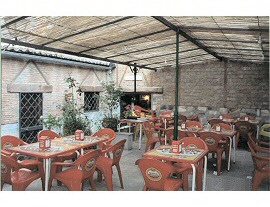 Mes&oacute;n Restaurante El Quijote / Restaurantes